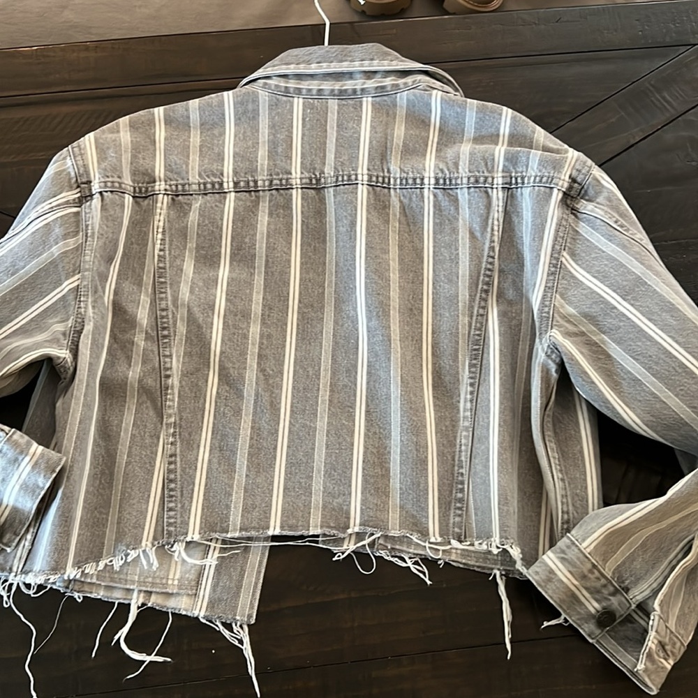 NWT Boyish The Harvey Cropped Denim Jacket - Picture 4 of 5